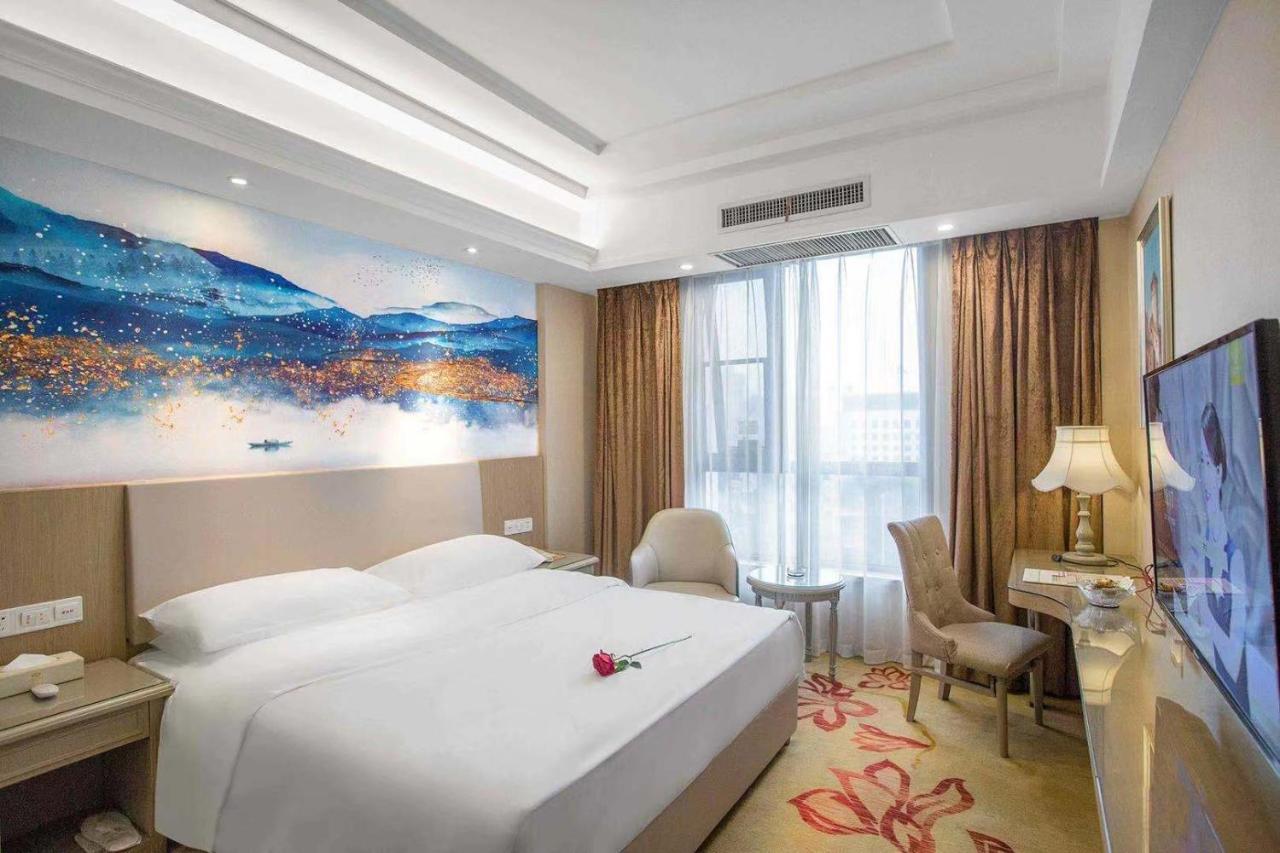 Vienna Hotel Nanyang People Road Eksteriør bilde